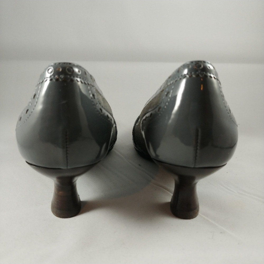 Etienne Aigner Kitten Heeled Oxford Shoe NWOT Size 6 Gray - Picture 4 of 6